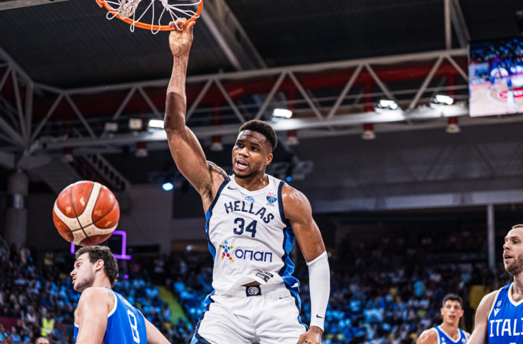 Ελλάδα-Ιταλία 75-66: Με το δεξί στο Eurobasket 2025 με ασταμάτητο Γιάννη Αντετοκούνμπο