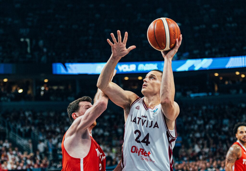 Eurobasket: Πλήγμα για τη Λετονία – Χάνει το Eurobasket ο Γκραζούλις