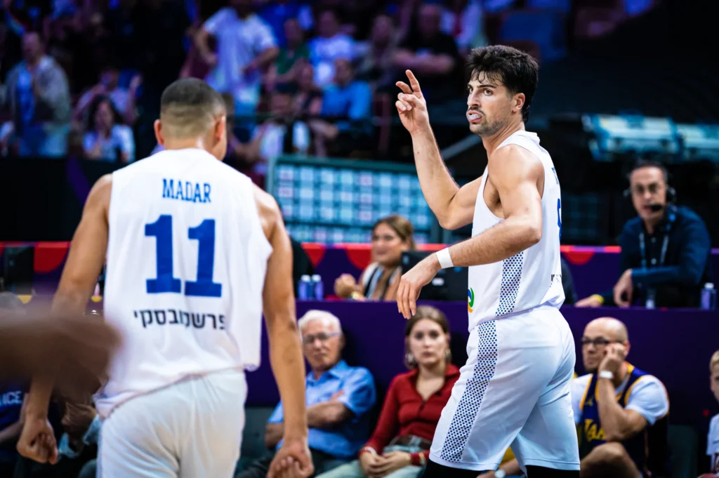 Προπονητής Ισραήλ: «Καλή ομάδα η Ελλάδα, όμως πιστεύω στους παίκτες μου»