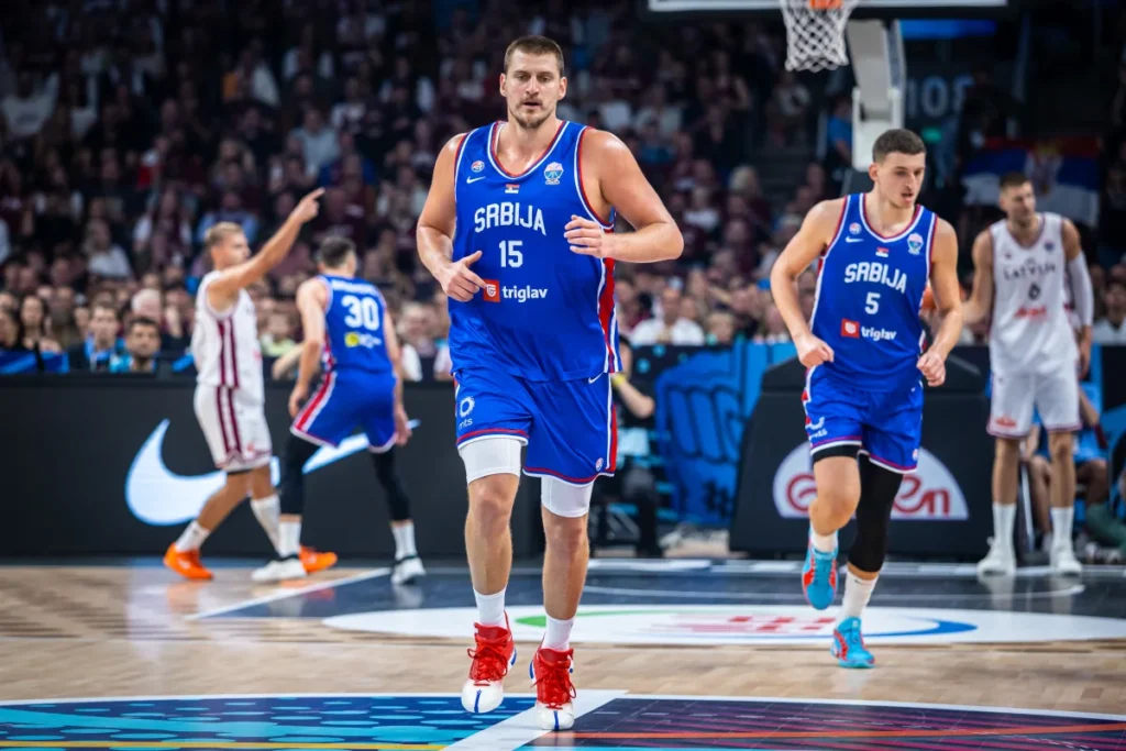 Λετονία-Σερβία 80-84: Με σούπερ Γιόκιτς κράτησε το απόλυτο η Σερβία
