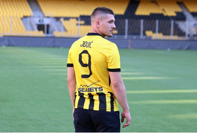 ΑΕΚ: Ο Γιόβιτς πήρε τη θέση του Μαρσιάλ στην ευρωπαϊκή λίστα