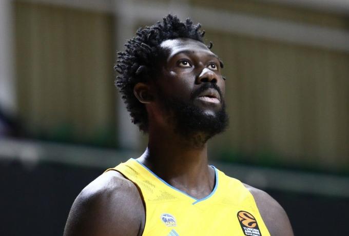 Επίσημο: Με Κουμάτζε η προετοιμασία του Ολυμπιακού