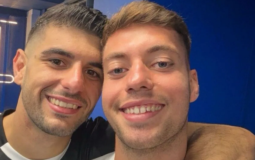 Κουλιεράκης και Τζίμας ξανά μαζί: H selfie και οι αγκαλιές των δύο διεθνών