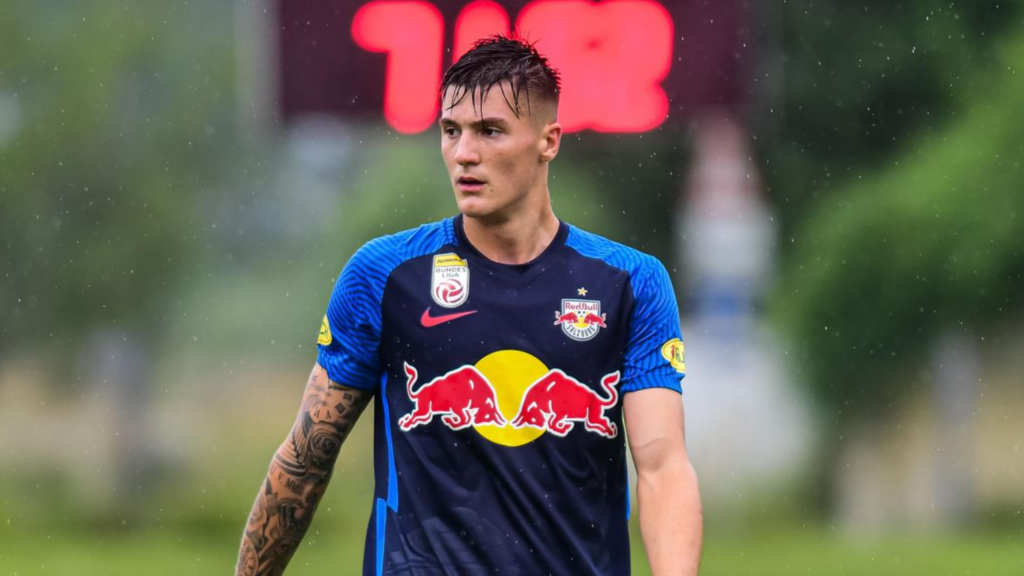 Η Μάντσεστερ Γιουνάιτεντ απέκτησε τον Σέσκο