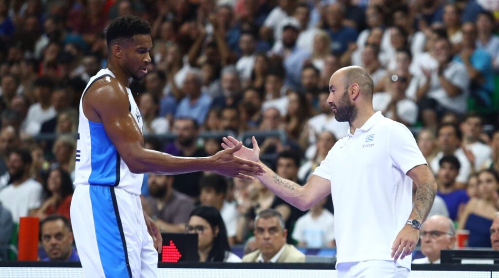 Σπανούλης: «Είμαι ευχαριστημένος, πρέπει να ανοίξουμε τους χώρους για τον Γιάννη»