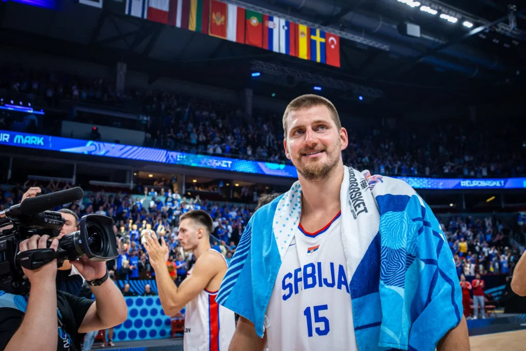 Αθλητικές μεταδόσεις: Πού θα δείτε τις κρίσιμες μάχες του πρώτου και του δεύτερου ομίλου του EuroBasket