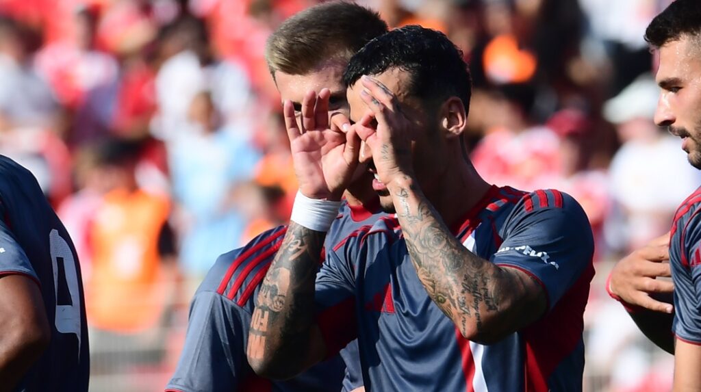 Ολυμπιακός: Η επική γκολάρα του Τσικίνιο αλά…Ζιντάν (vid)