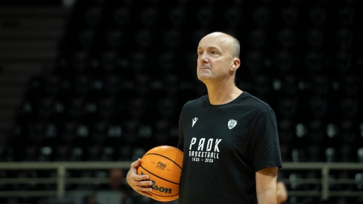 Ζντοβτς: «Σεβόμαστε κάθε αντίπαλο, εμπιστεύομαι την ομάδα μου»