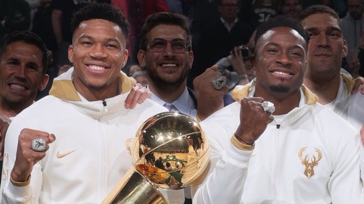 Επιστρέφει στους Μπακς ο Θανάσης Αντετοκούνμπο!