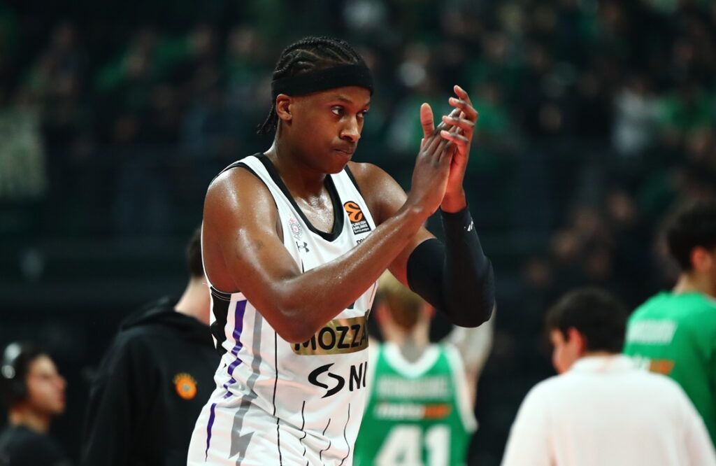 Ολυμπιακός: Εξετάζει την περίπτωση του Φρανκ Νιλικίνα