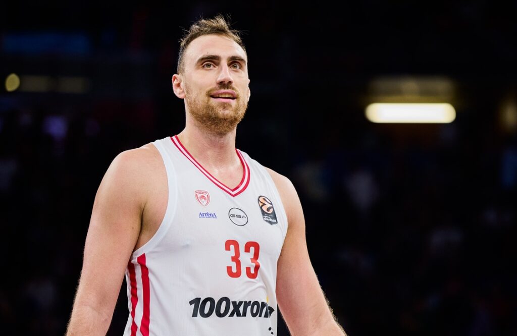 Μιλουτίνοβ: «Είναι μια πολύ καλή αρχή, χρειάζονται όλοι σε κάθε παιχνίδι»