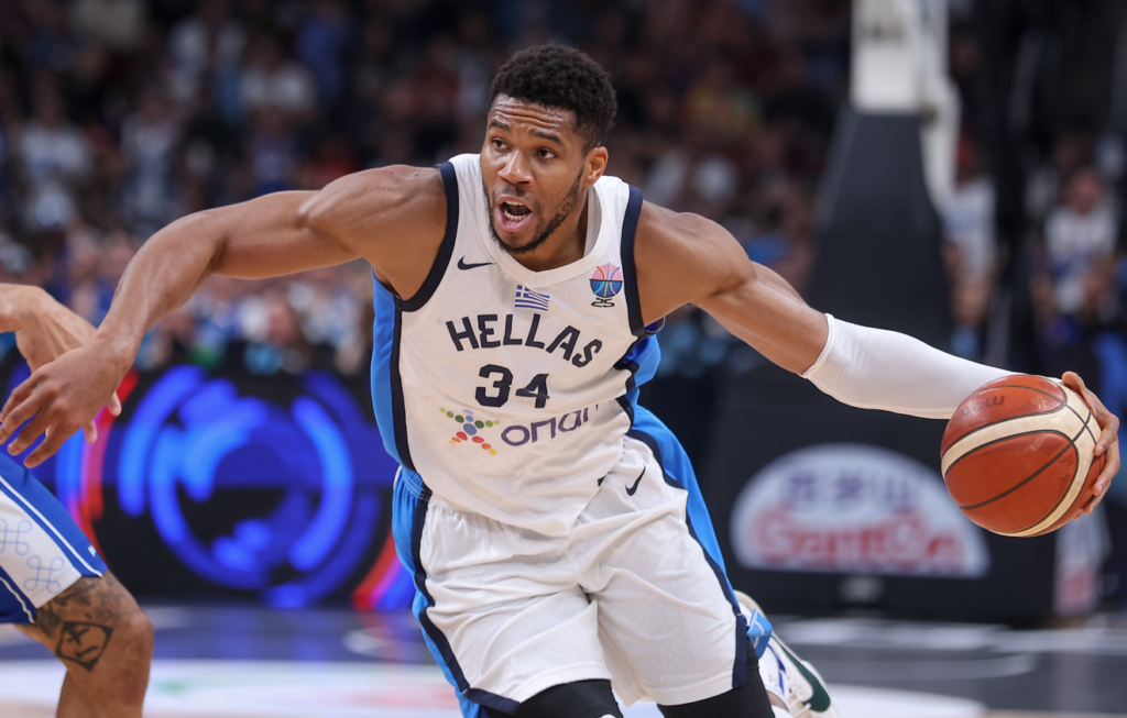 Γιάννης Αντετοκούνμπο: «Θα είμαι στην Εθνική όσο υπάρχει ο Σπανούλης»