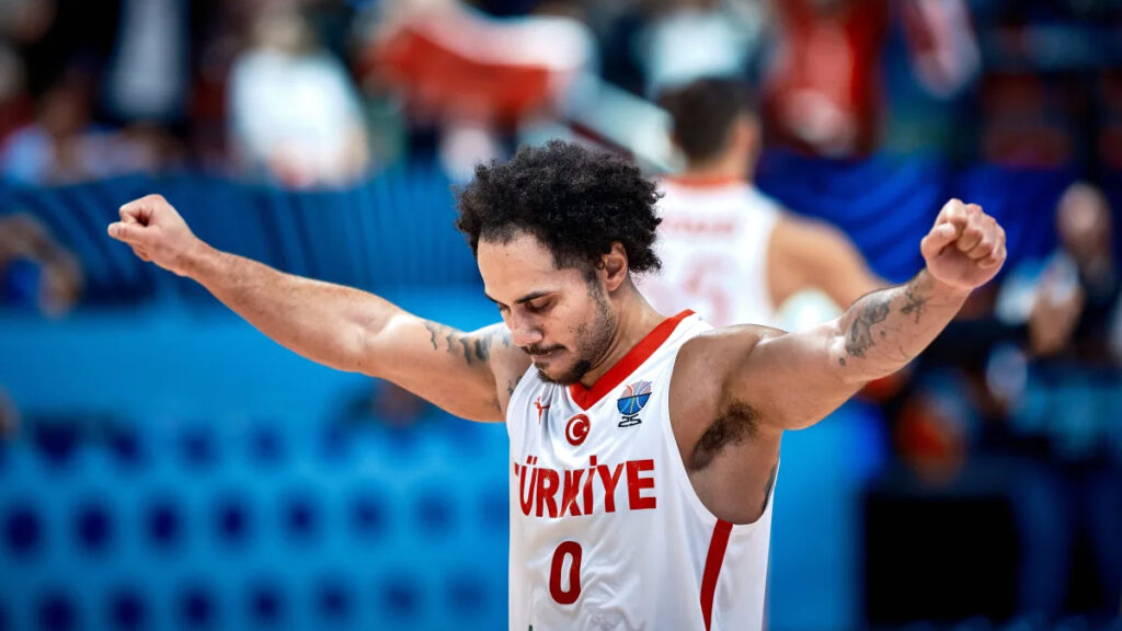 Λάρκιν: «Υπάρχει πολύ ταλέντο στις δύο ομάδες, οπότε πολλοί μπορεί να ξεχωρίσουν»