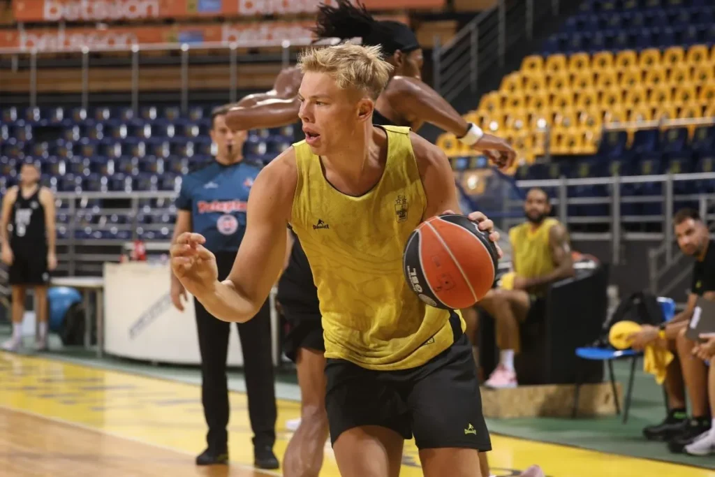 ΣΟΚ στον Άρη: Ο Τανούλης υπέστη ρήξη προσθίου χιαστού, έσω μηνίσκου και έσω πλαγίου!