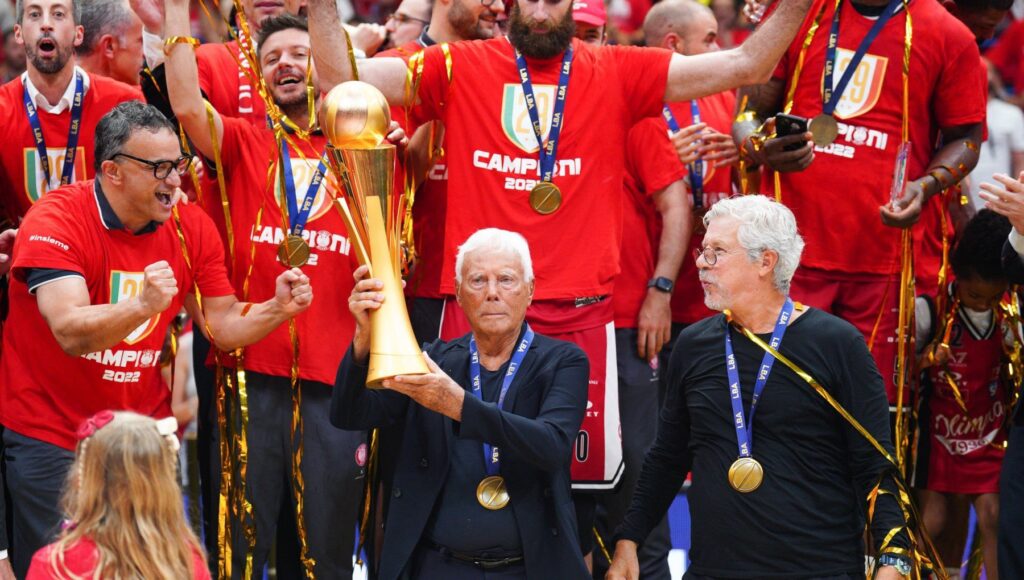 Τζόρτζιο Αρμάνι: Συλλυπητήρια από Παναθηναϊκό και Ολυμπιακό (pic)