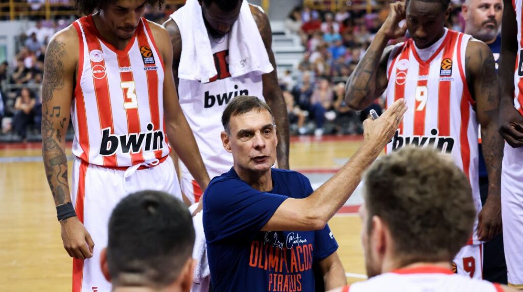 Μπαρτζώκας: «Πρέπει να πάρουμε άμεσα ένα γκαρντ»