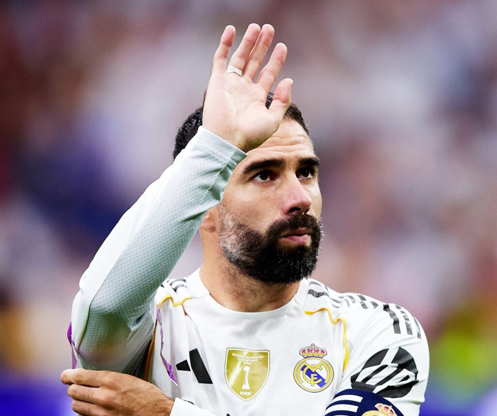 Καρβαχάλ: Σοκ στη Ρεάλ – Εκτός δράσης για τέσσερις εβδομάδες