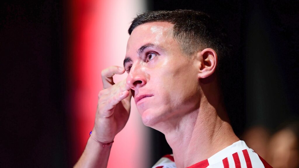 Ποντένσε: Δάκρυσε όταν είδε το βίντεο από τον τελικό του Conference League!