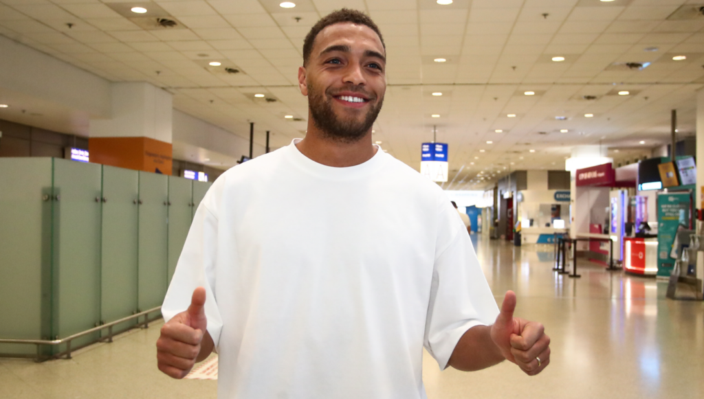 Ντέσερς: «Ήρθα γιατί είδα με τα μάτια μου τι αντιπροσωπεύει ο Παναθηναϊκός»