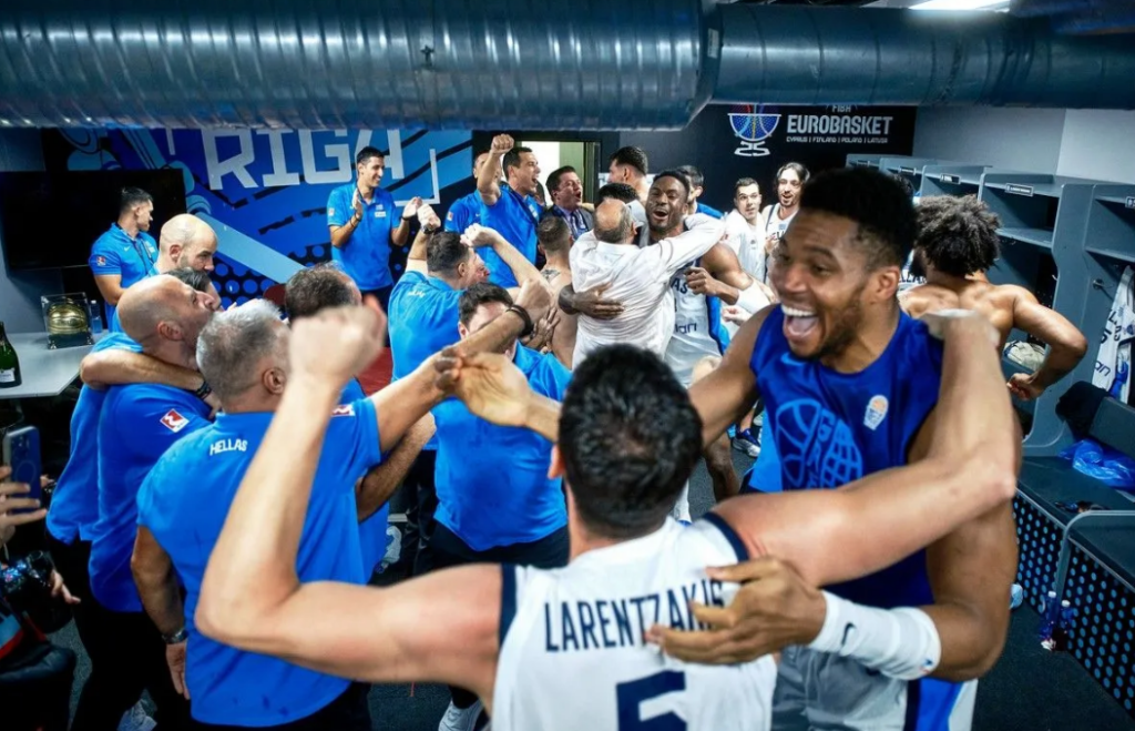 EOK: «Καλημέρα Ελλάδα» – Βίντεο με τους τρελούς πανηγυρισμούς (vid)