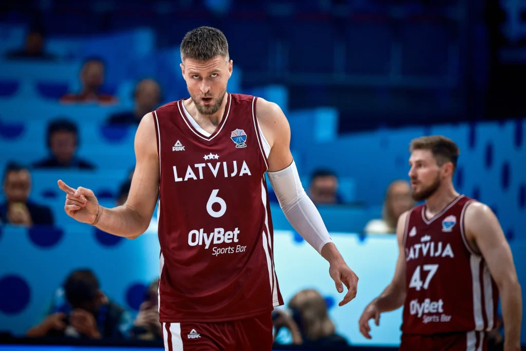 Eurobasket 2025: Έτρεξε…με 104 η Λετονία για τα νοκ-άουτ – Περίπατος κόντρα στην Τσεχία (109-75)