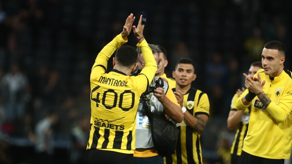 Συγκινημένος ο Μάνταλος: «Θα ξαναγύριζα 11 χρόνια πίσω να ξαναζήσω μία μία αυτές τις στιγμές»