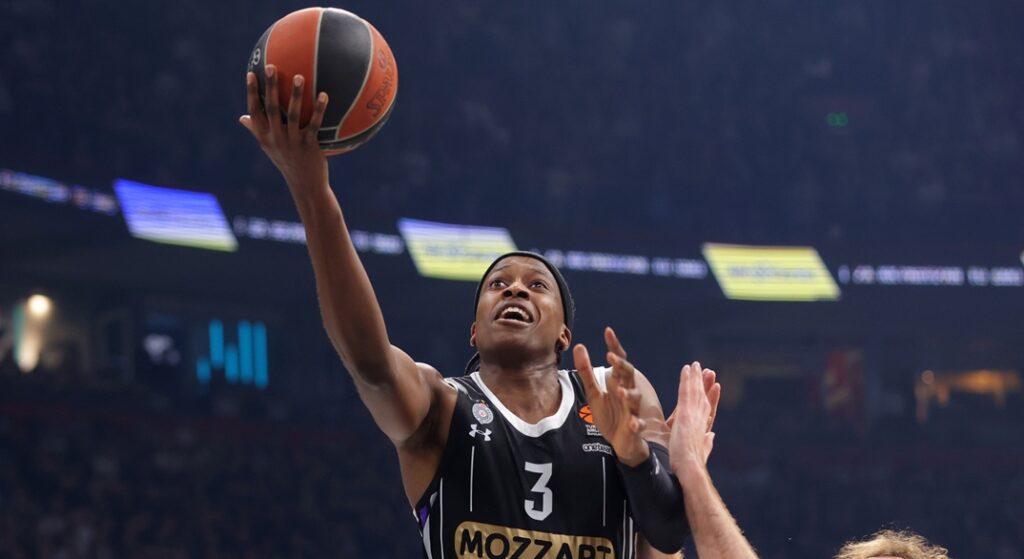 Ολυμπιακός: Έφτασε στην Ελλάδα ο Ντιλικινά