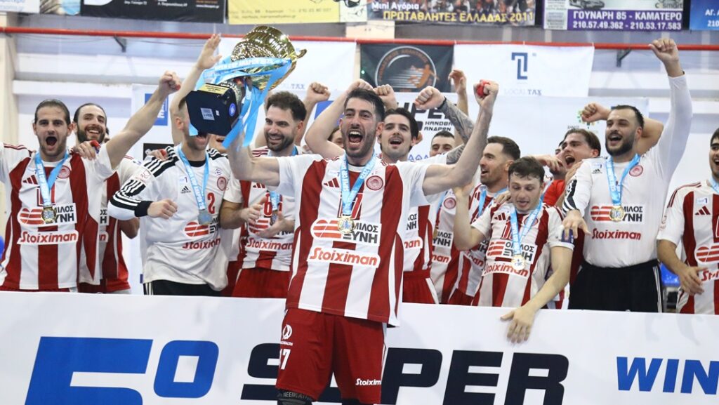 Χάντμπολ: Στον Ολυμπιακό ο πρώτος τίτλος με ήρωα τον τερματοφύλακα Ντιόγκο Βαλέριο