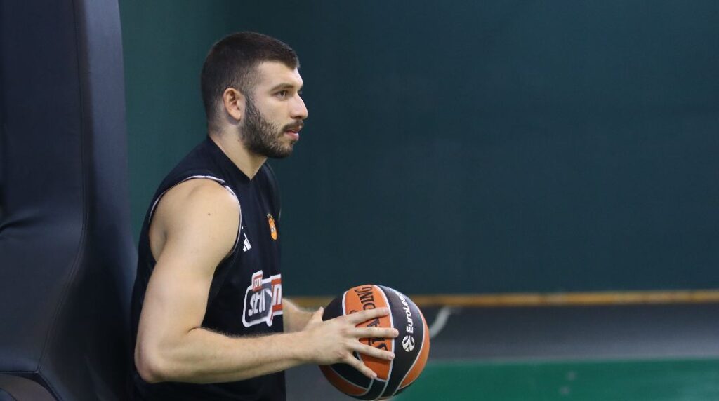 Ρογκαβόπουλος: «Ιδιαίτερη πρόκληση για εμένα»