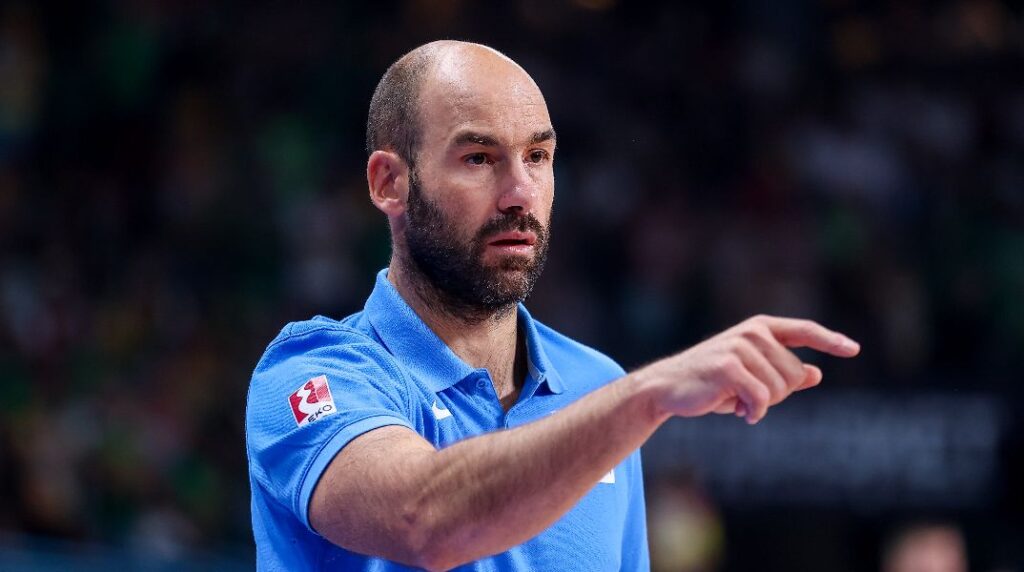 Σπανούλης: «Μην είμαστε μίζεροι, έχουμε μπροστά μας το μεγαλύτερο παιχνίδι τα τελευταία 16 χρόνια»