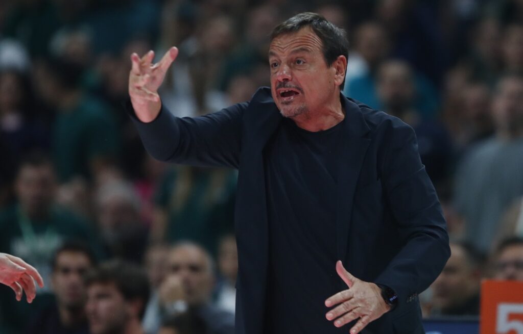 Αταμάν: «Με το μπάσκετ που παίξαμε θα είναι δύσκολο ακόμα και να μπούμε στα πλέι οφ»