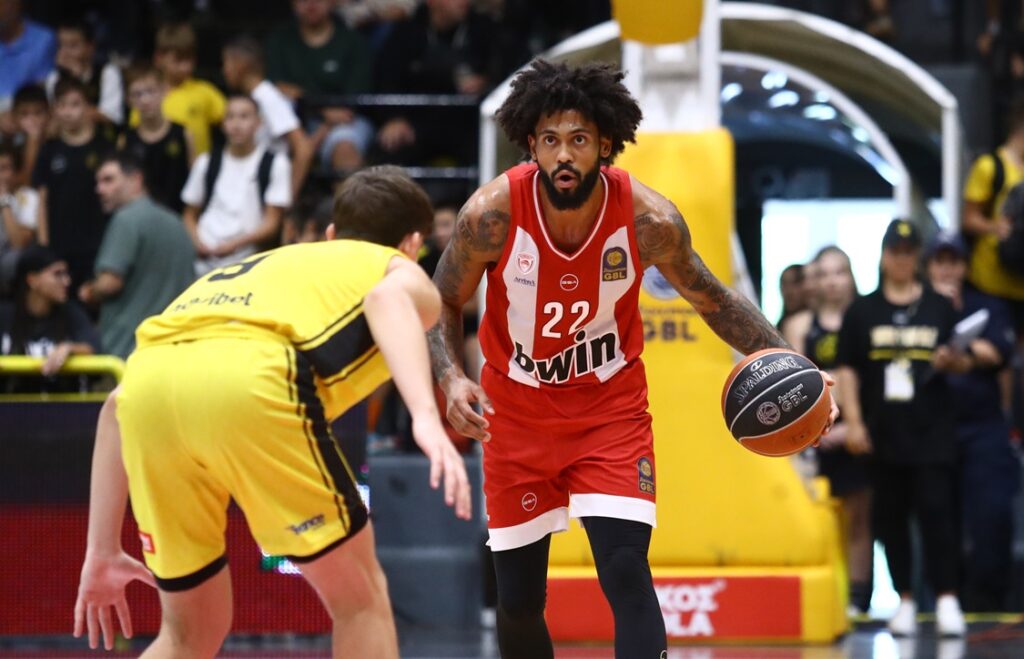 Μαρούσι-Ολυμπιακός 81-100: «Πάτησαν γκάζι» στην τρίτη περίοδο οι ερυθρόλευκοι