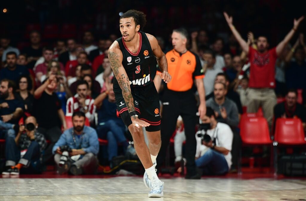 Ολυμπιακός: Η παρακάμερα από την δύσκολη νίκη κόντρα στην Χάποελ Τελ Αβίβ (vid)