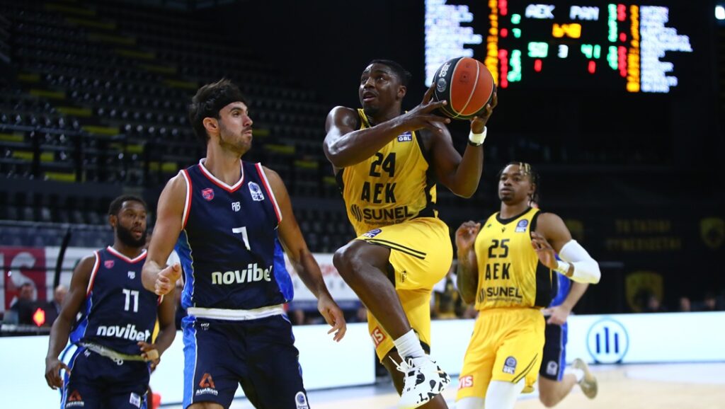 ΑΕΚ: Φίλαθλος της ομάδας αγόρασε 100 διαρκείας για άνεργους και φοιτητές