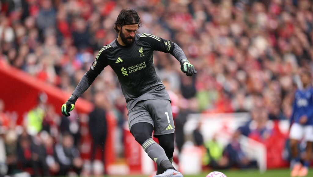 Ώρα Mαμαρντασβίλι στη Λίβερπουλ – Στα «πιτς» για δύο μήνες ο Άλισον