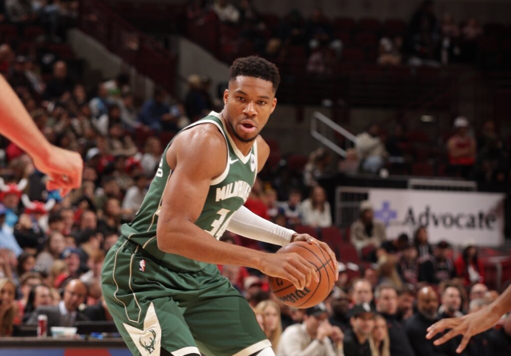 Αντετοκούνμπο: «Πριν μήνες ο Τέρνερ με μισούσε! Σίγουρα είναι παίκτης με ηγετικά προσόντα»