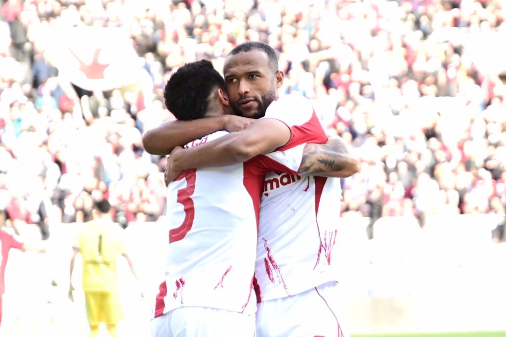 ΑΕΛ Novibet – Ολυμπιακός 0-2: «Απόδραση» από τη Λάρισα με Ελ-Κααμπί