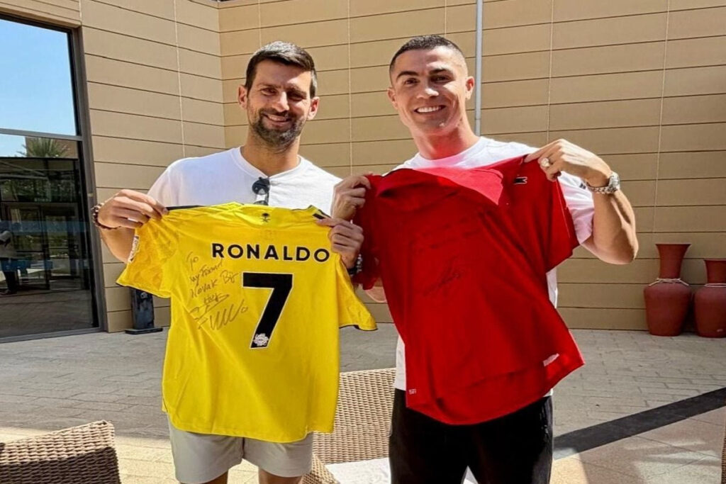 Συνάντηση μεγατόνων: Ο Κριστιάνο Ρονάλντο αντάλλαξε δώρο με τον Νόβακ Τζόκοβιτς