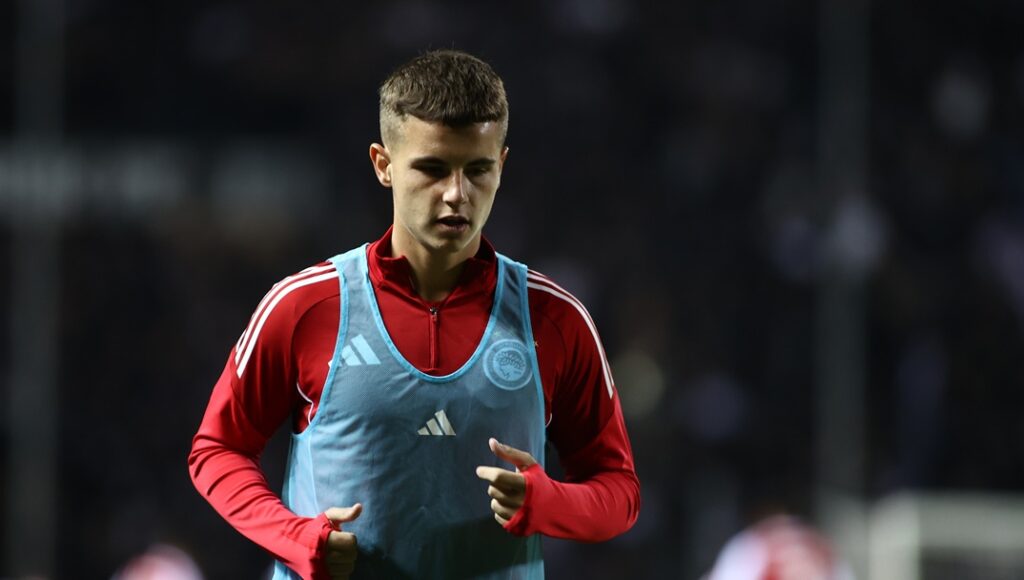 Χρήστος Μουζακίτης: «Στο στόχαστρο του Αμορίμ για τη Μάντσεστερ Γιουνάιτεντ»