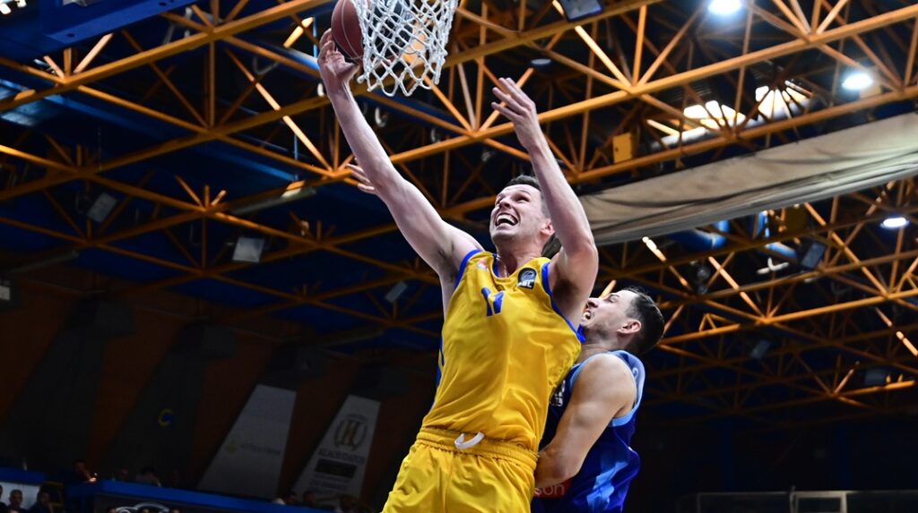 Το Περιστέρι άντεξε στην πίεση και νίκησε τη Μύκονο (89-83)