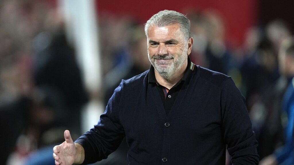 Ποστέκογλου: «Αν μου δώσεις χρόνο, τότε φέρνω πάντα ένα τρόπαιο»