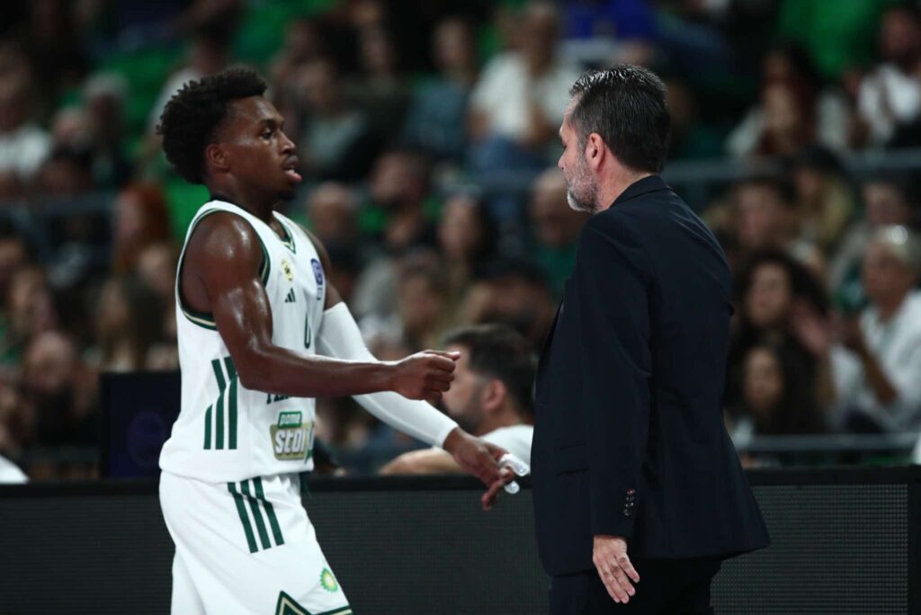 Σερέλης: «Δεν θέλουμε να χαλαρώνουμε στην άμυνα, δουλεύουμε για αυτό»