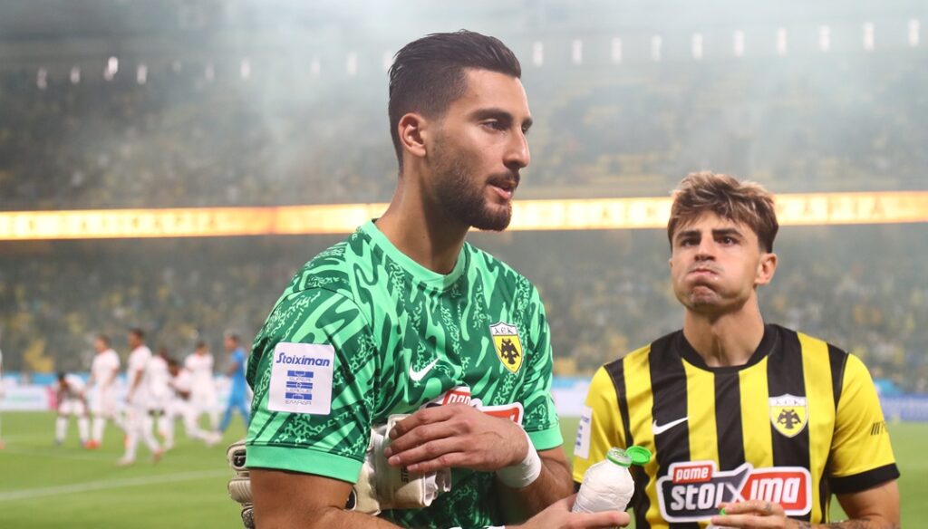 Αποθέωση Στρακόσα από τα ΜΜΕ της Αλβανίας – Επιλέχθηκε στην «ομάδα της εβδομάδας»