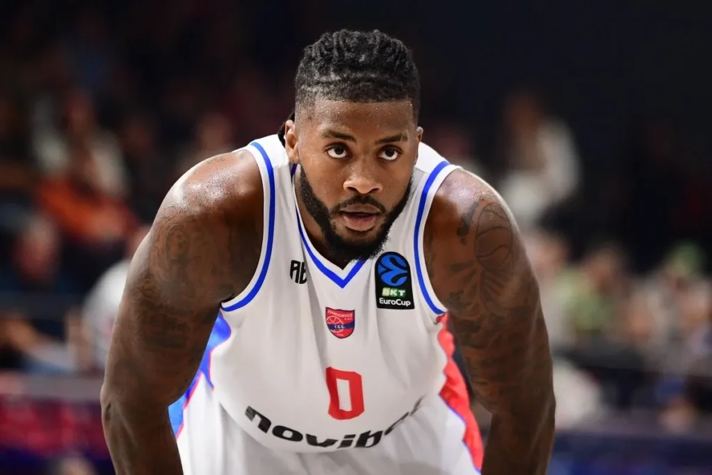 Λόντον Λάιονς-Πανιώνιος 97-72: Άντεξε μόνο ένα ημίχρονο