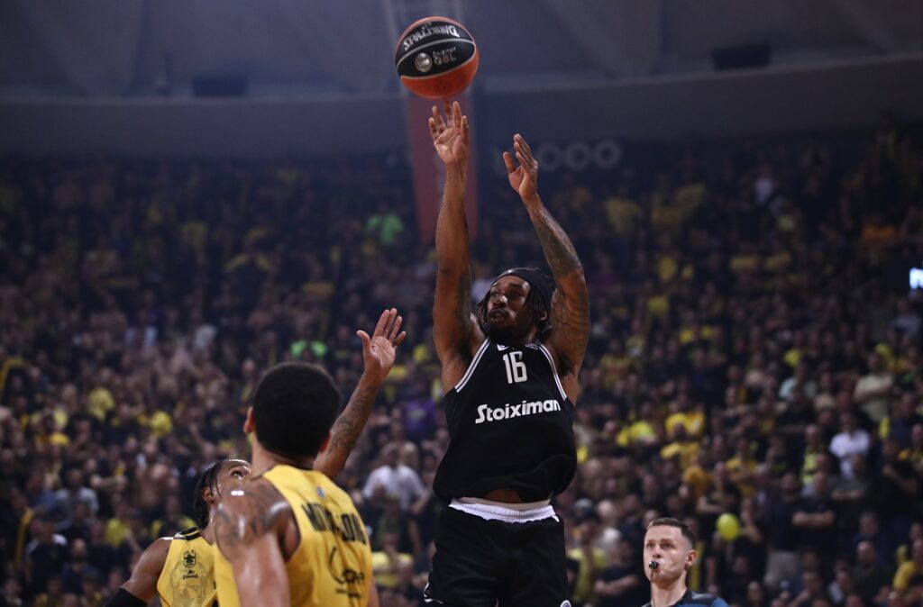 Άρης-ΠΑΟΚ 73-78: Το πρώτο ντέρμπι της χρονιάς βάφτηκε ασπρόμαυρο