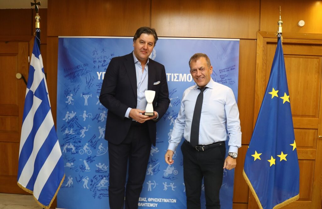 Βρούτσης για τη συνάντηση με Μποντιρόγκα: «Δεσμευτήκαμε για μία γιορτή του μπάσκετ»