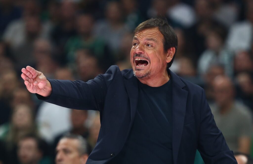 Αταμάν: «Καλύτερος πόιντ γκαρντ στην Euroleague ο Σλούκας»