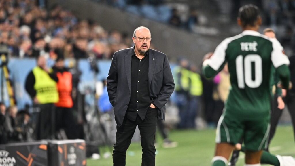 Μπενίτεθ: «Πολύ ικανοποιημένος από τους παίκτες μου, αντιδράσαμε εξαιρετικά»