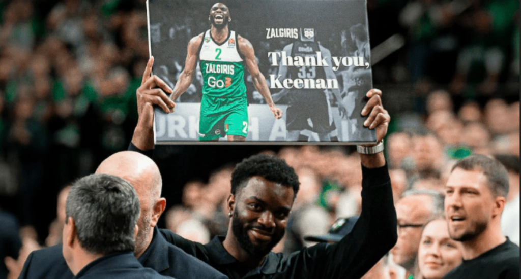 Κίναν Έβανς: Η συγκινητική ανάρτηση της Ζαλγκίρις για την επιστροφή του