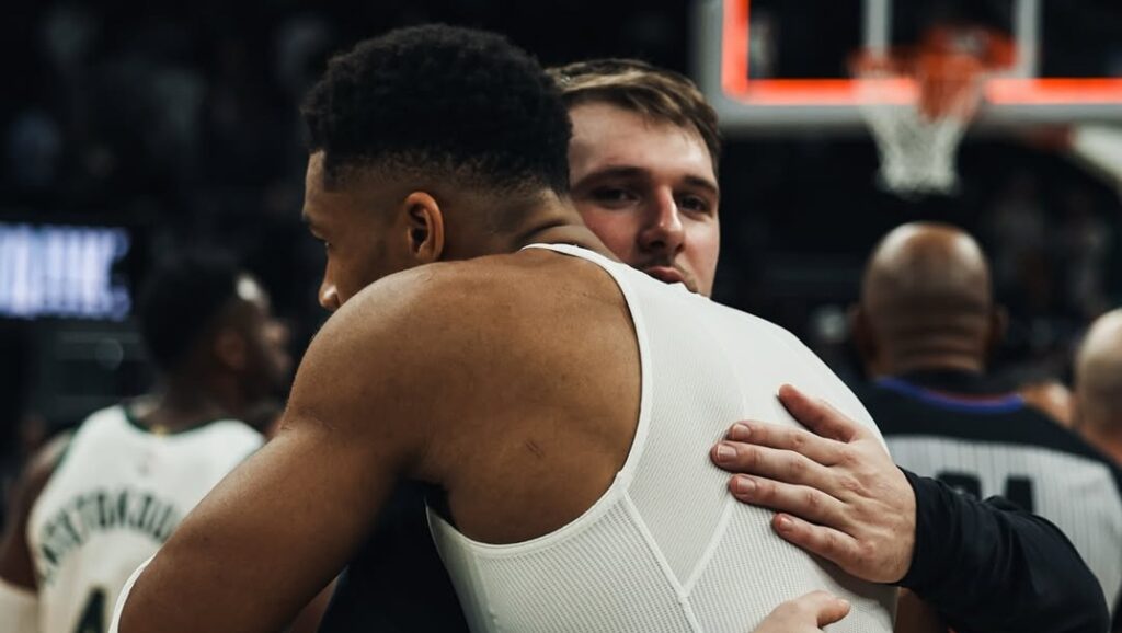 Τα highlights τoυ «30άρη» Αντετοκούνμπο στην ήττα από τους Λέικερς (vid)